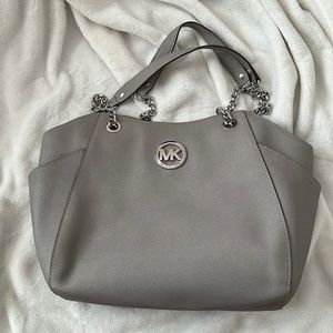 Michael Kors Gray Medium Jet Set Travel Shoulder Bag